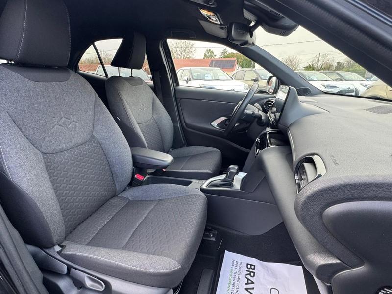 Toyota Yaris Cross Hybrid 116h - Bv Cvt (My22) Design