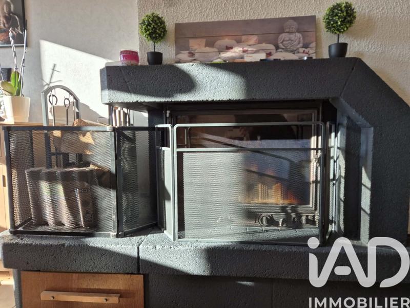 Maison - 99 m² - 5 pièces