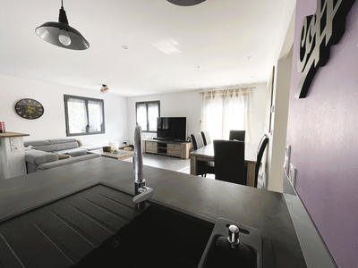 Maison traditionnelle - 120 m² - 6 pièces