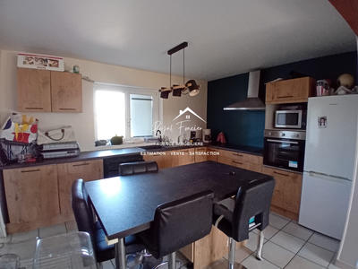 Maison - 117 m² - 6 pièces