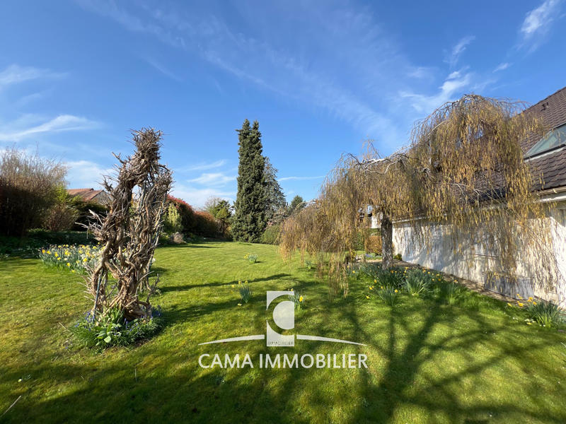 Maison - 188 m² - 8 pièces