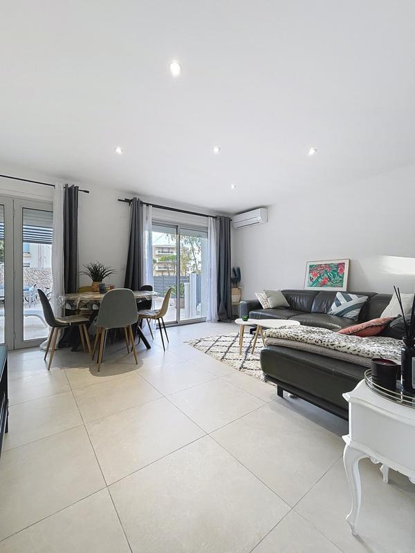 Maison - 84 m² - 4 pièces