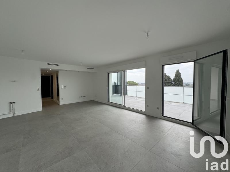 Appartement - 80 m² - 3 pièces