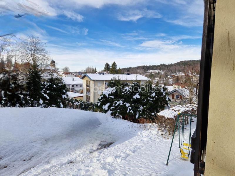 Maison - 249 m² - 12 pièces