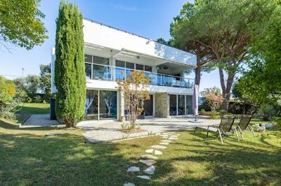 Villa - 185 m² - 7 pièces