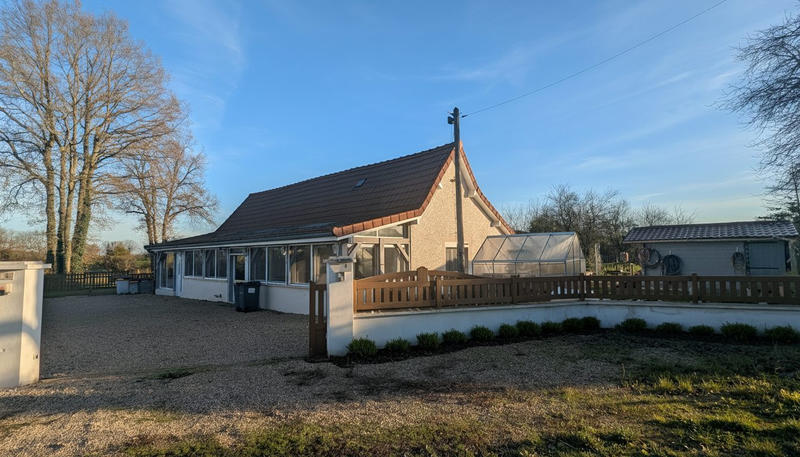 Maison - 141 m² - 6 pièces