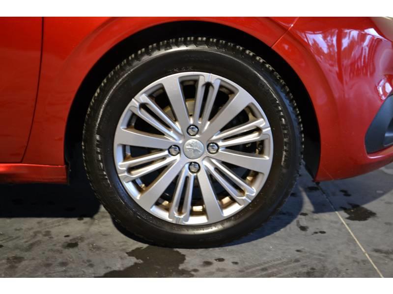 Peugeot 208 PureTech 82ch s&amp;S Bvm5 Allure