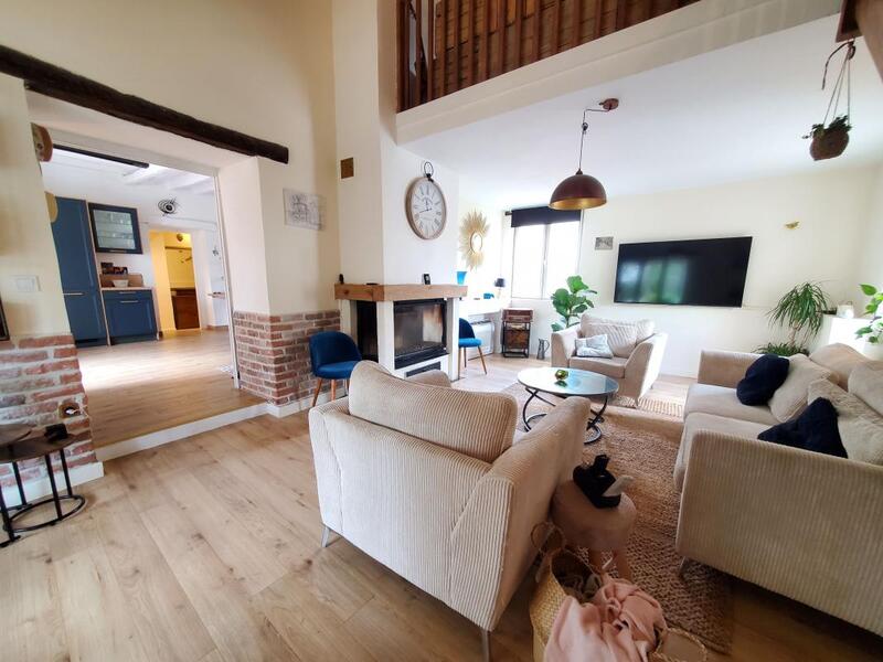 Maison - 150 m² - 5 pièces