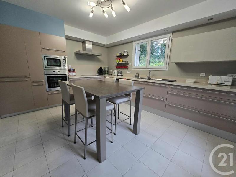 Villa - 152 m² - 5 pièces