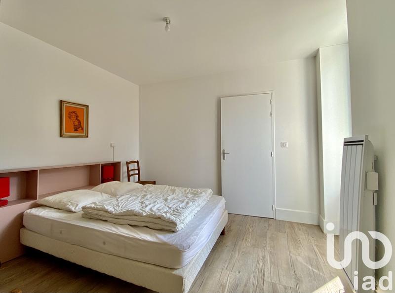 Maison - 620 m² - 8 pièces