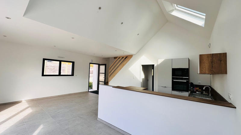 Maison - 103 m² - 4 pièces