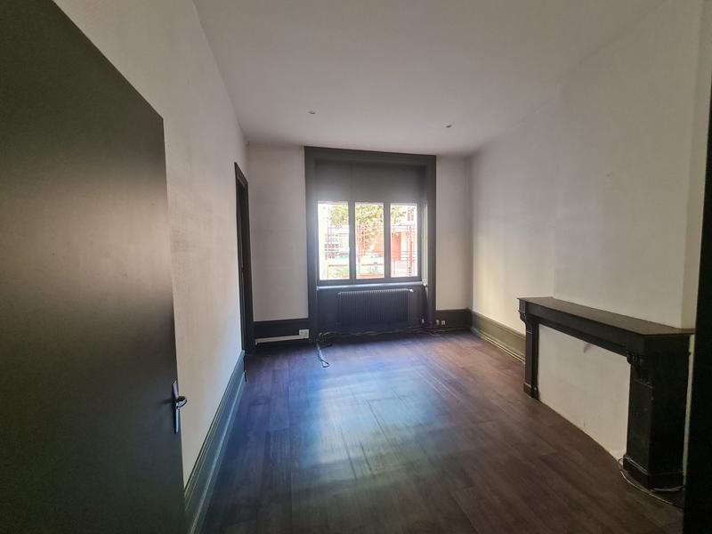 Bureau - 150 m² - 5 pièces