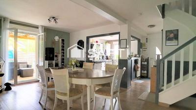 Maison - 106 m² - 6 pièces