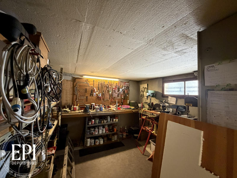 Maison - 158 m² - 9 pièces