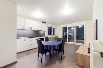 Appartement - 80 m² - 4 pièces