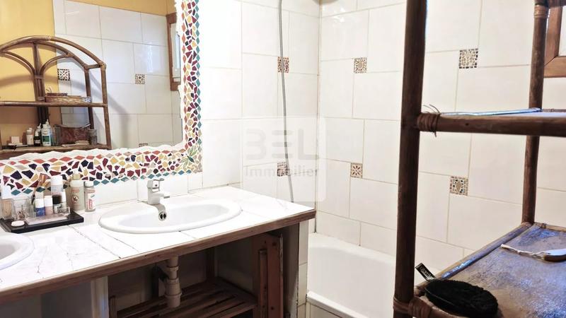 Maison - 130 m² - 9 pièces