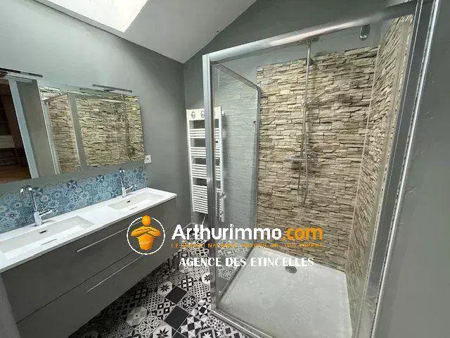 Immeuble - 151 m² - 6 pièces