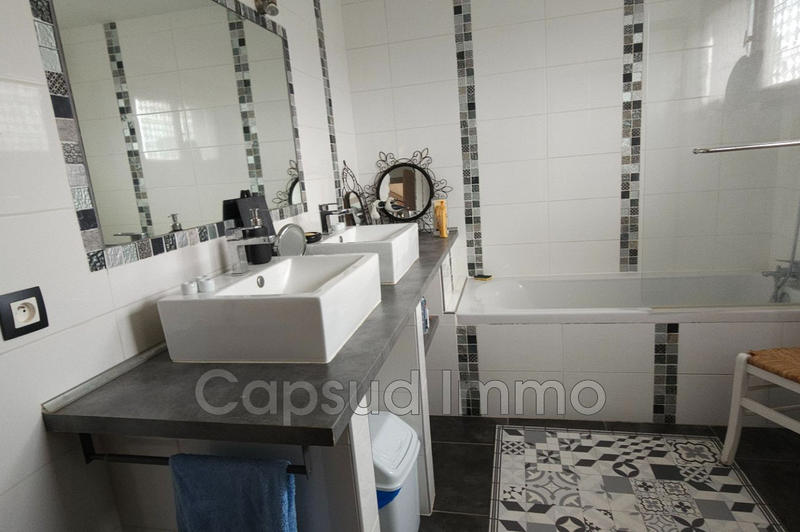 Maison - 175 m² - 7 pièces