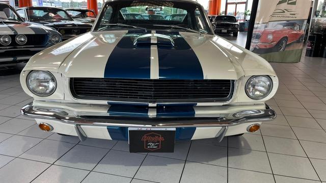 Ford Mustang Fastback Clone Gt 350 1965