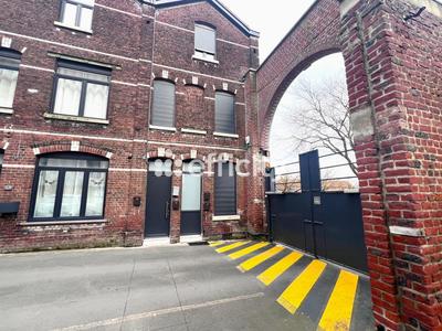 Immeuble - 141 m² - 6 pièces