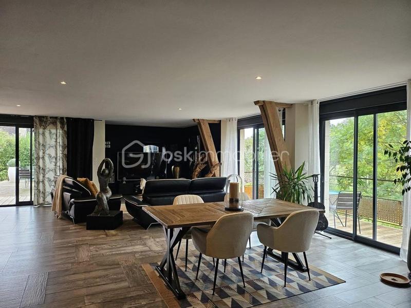 Maison chambre d'hôtes - 490 m² - 12 pièces