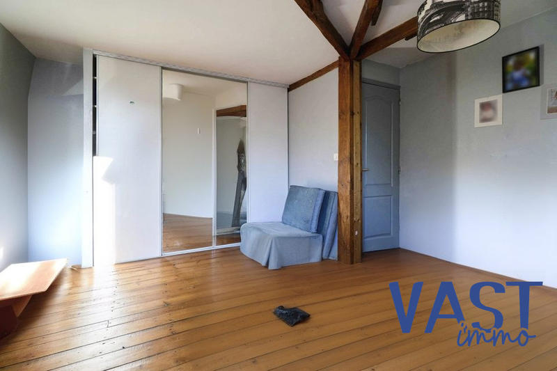 Maison - 185 m² - 8 pièces