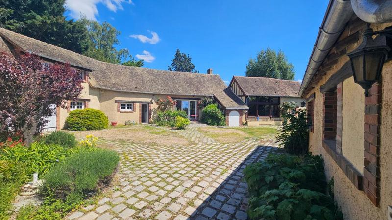 Maison - 175 m² - 9 pièces