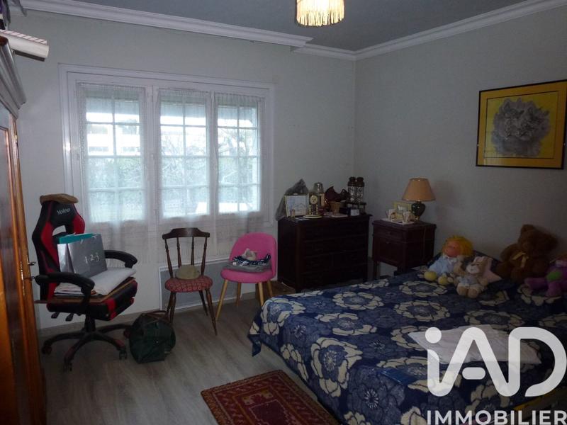 Maison - 185 m² - 7 pièces