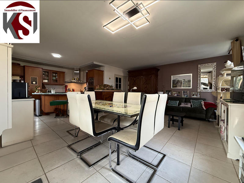 Appartement - 107 m² - 4 pièces