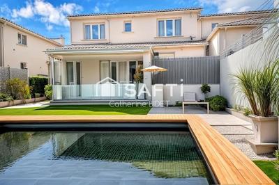 Maison - 108 m² - 4 pièces