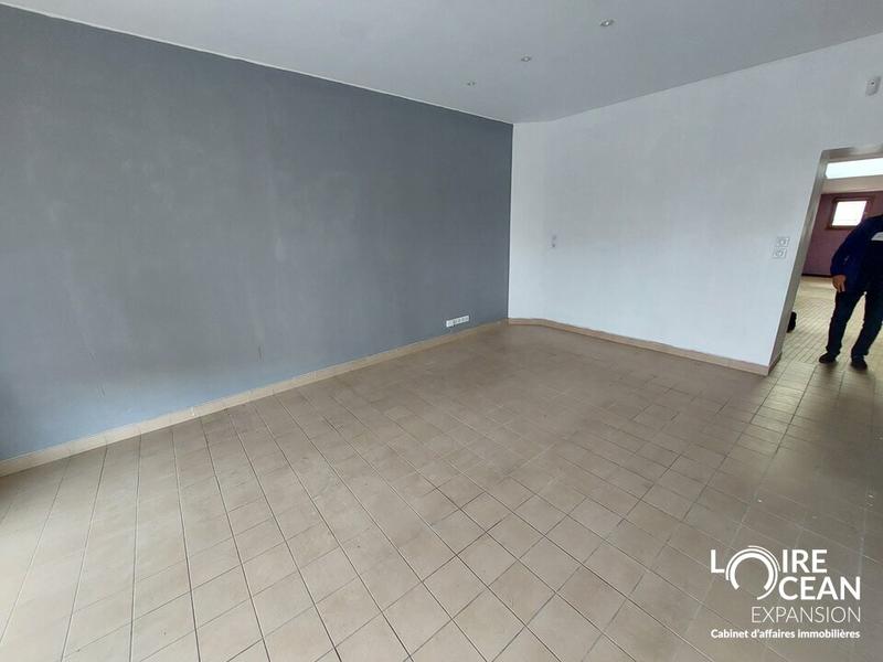 Local commercial - 44 m² - 2 pièces