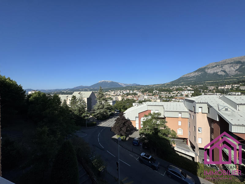 Appartement - 119 m² - 7 pièces