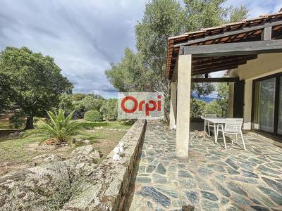 Villa - 90 m² - 4 pièces