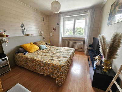 Maison - 183 m² - 10 pièces