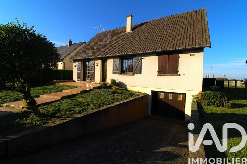 Maison - 95 m² - 5 pièces