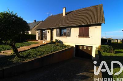 Maison - 95 m² - 5 pièces