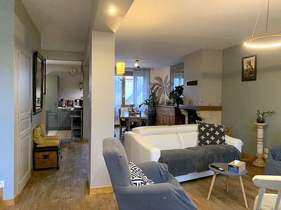 Maison - 135 m² - 8 pièces