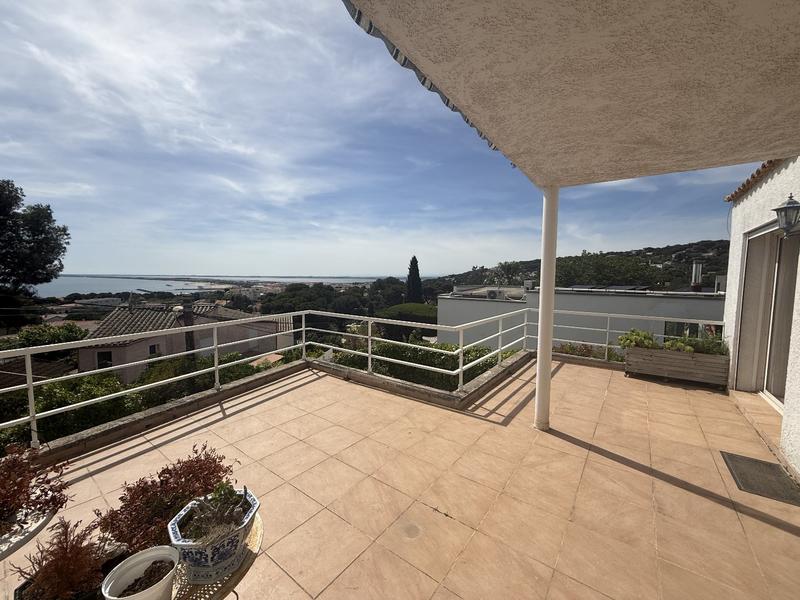 Maison - 170 m² - 5 pièces