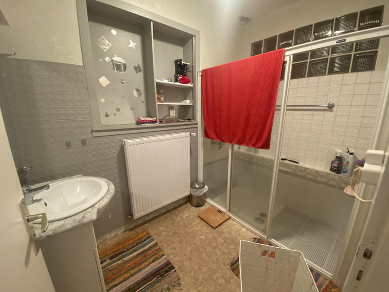 Propriété - 210 m² - 11 pièces