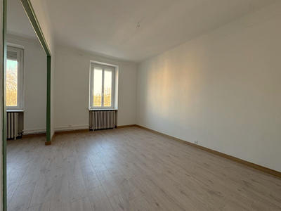 Immeuble - 178 m² - 9 pièces