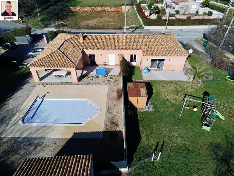 Villa - 204 m² - 8 pièces