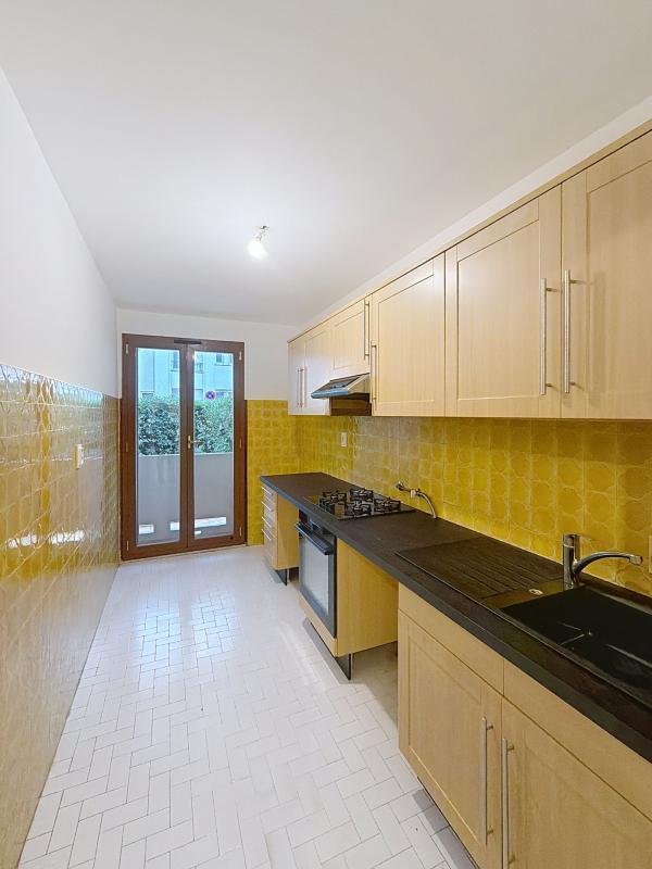 Appartement - 79 m² - 4 pièces