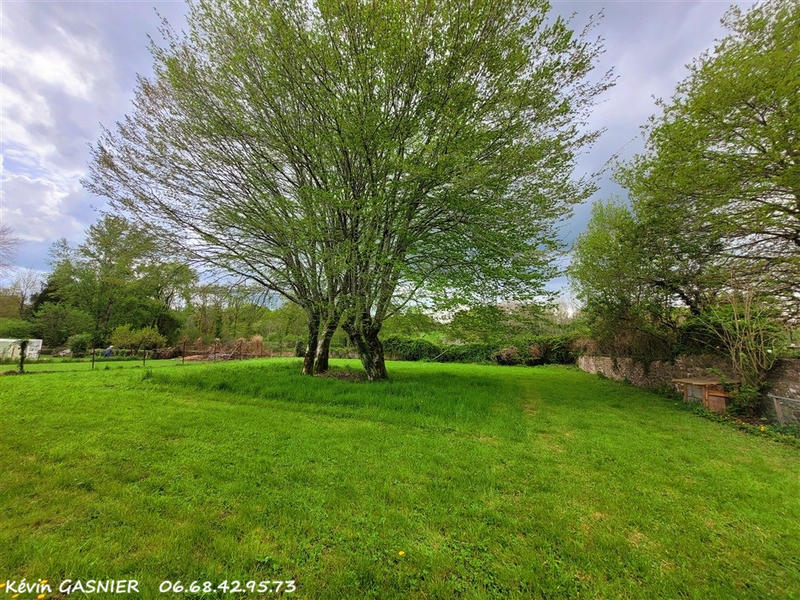 Maison - 430 m² - 14 pièces