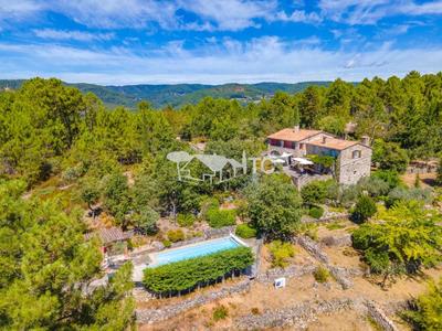 Maison en pierre - 250 m² - 9 pièces