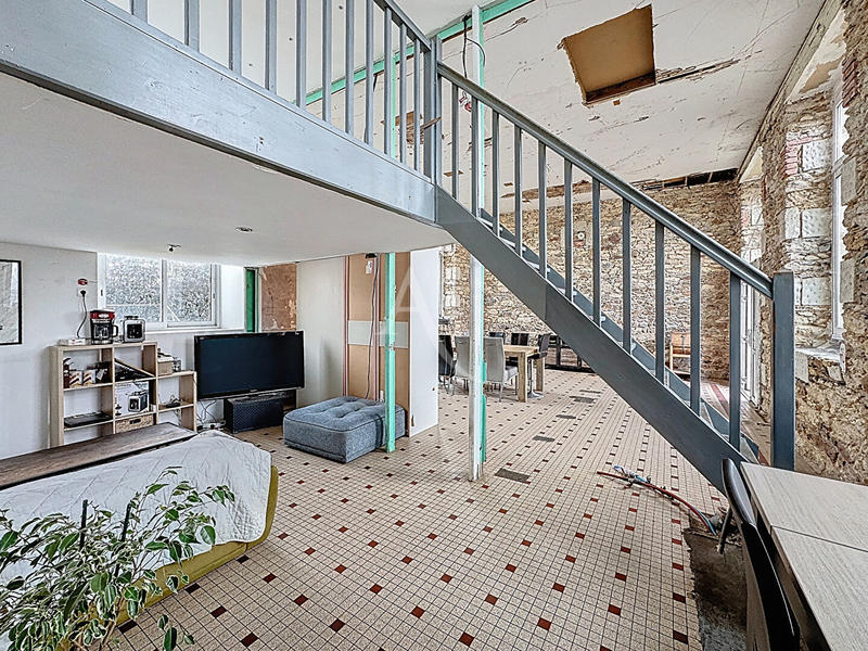 Maison - 92 m² - 2 pièces