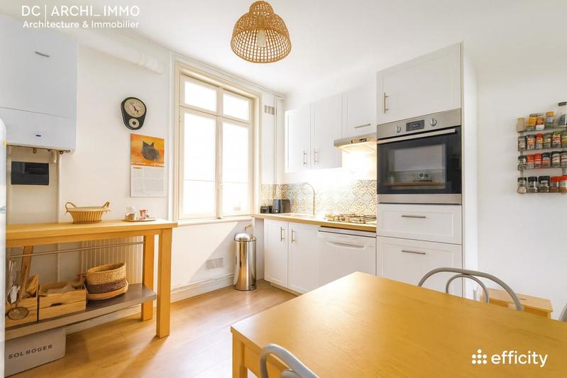 Appartement - 80 m² - 3 pièces