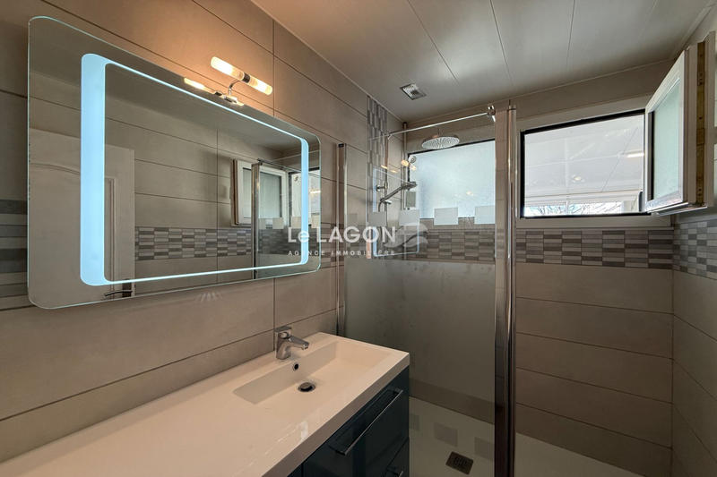 Maison - 104 m² - 3 pièces