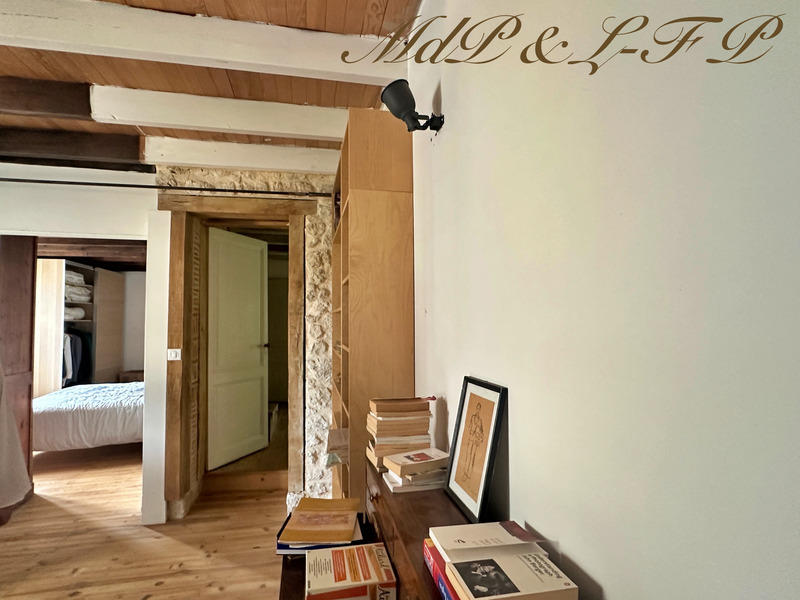 Maison - 294 m² - 6 pièces