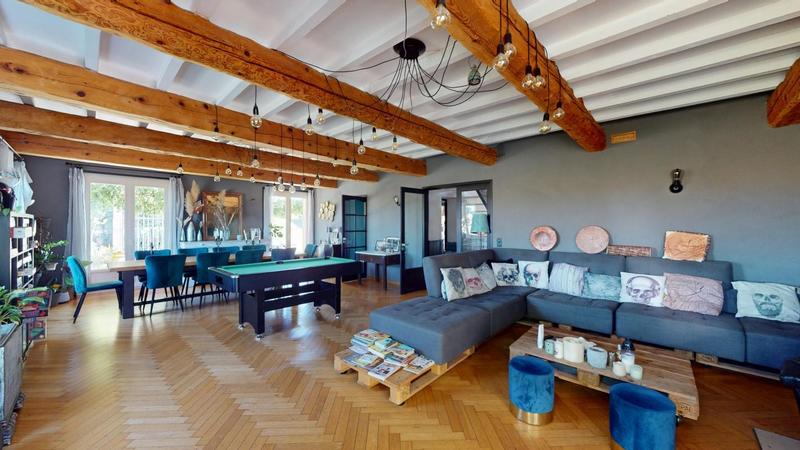 Maison - 249 m² - 6 pièces