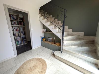 Maison - 157 m² - 6 pièces